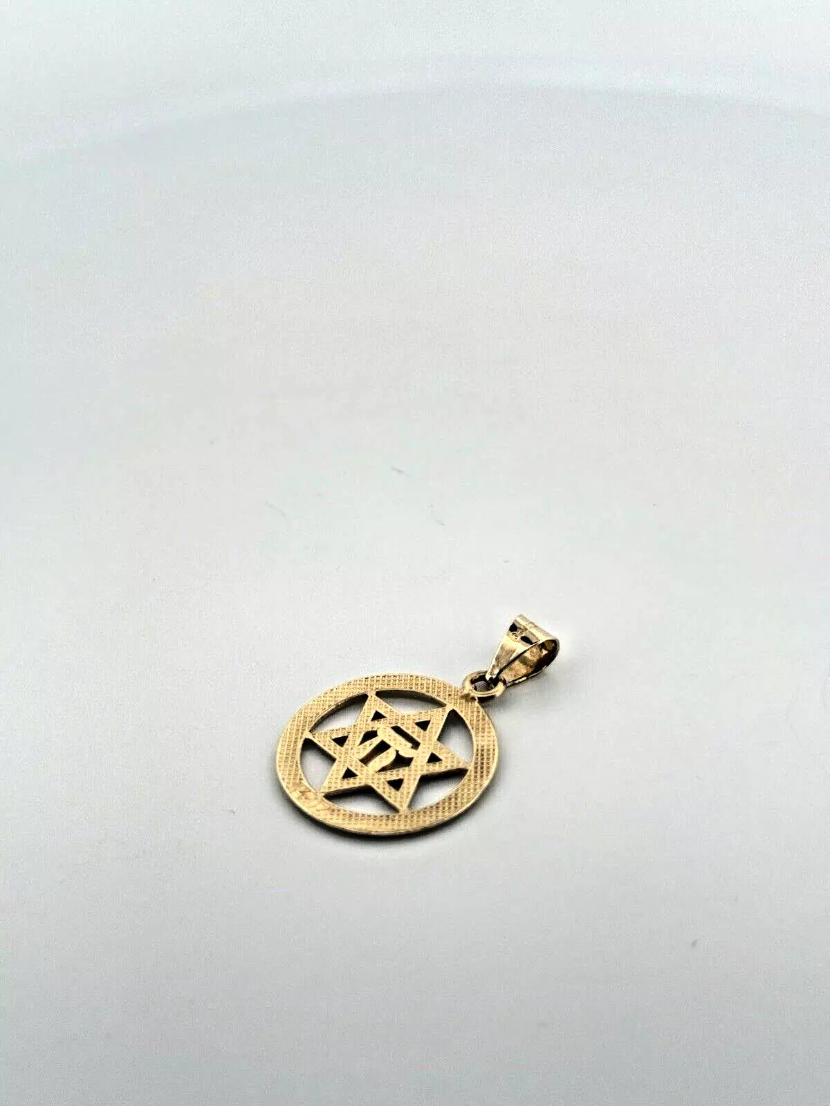 14K Yellow Gold Star of David with Chi Center Charm Pendant 2.5gr 20.8mm